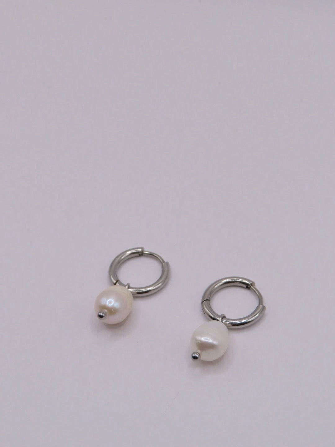 Evie pearl Earrings
