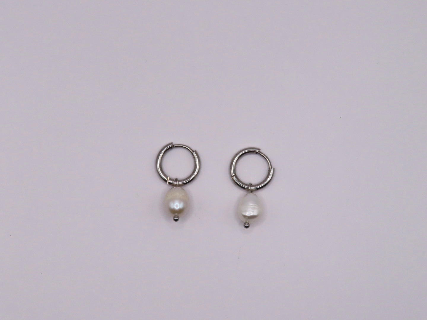 Evie pearl Earrings