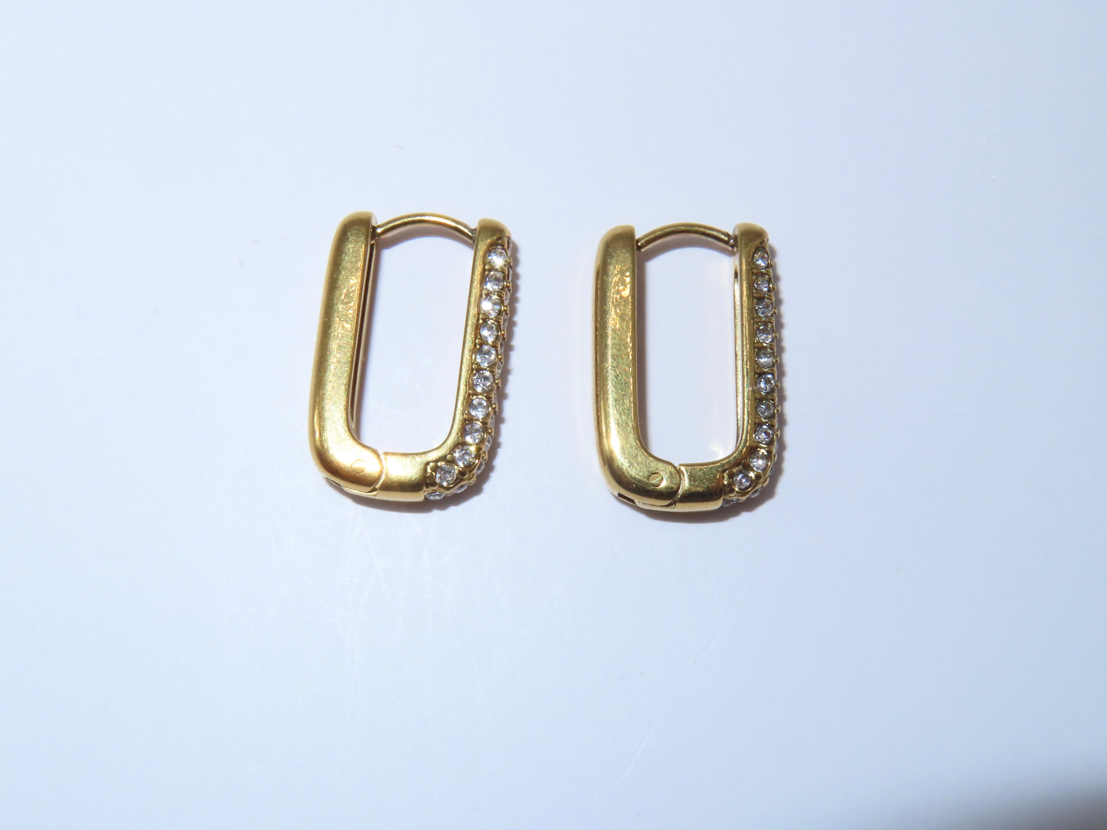 Aaliyah diamond hoop